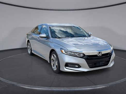 Used 2019 Honda Accord EX image 12