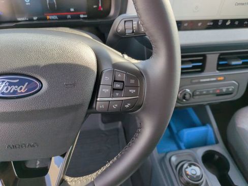 Used 2025 Ford Maverick XLT w/ XLT Luxury Package AWD/4WD image 15