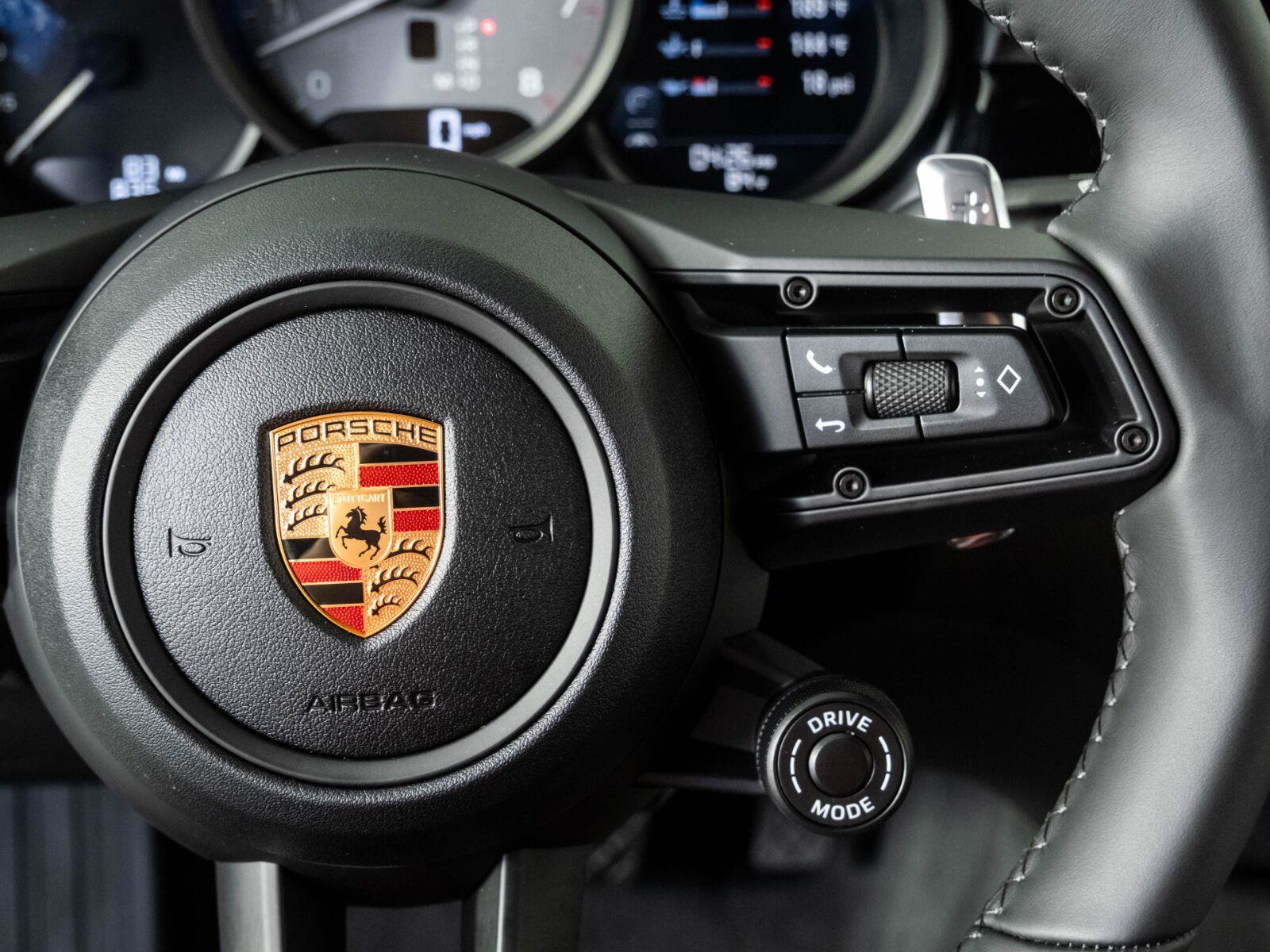 New 2026 Porsche Macan S AWD/4WD image 11