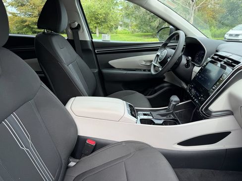 Used 2024 Hyundai Tucson SEL FWD image 9