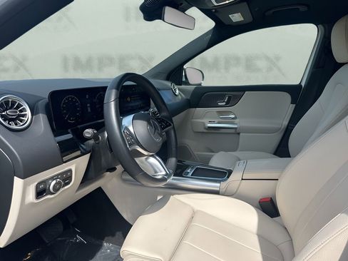 Used 2025 Mercedes-Benz GLA 250 image 9