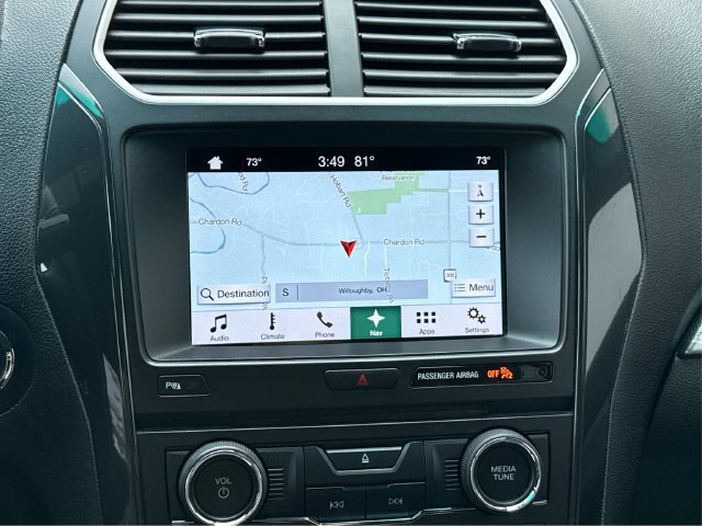 Used 2017 Ford Explorer XLT w/ Equipment Group 202A AWD/4WD image 32