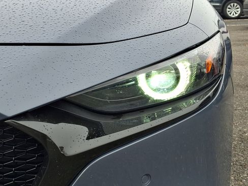 Certified 2023 MAZDA MAZDA3 Hatchback w/Premium Plus Pkg image 10