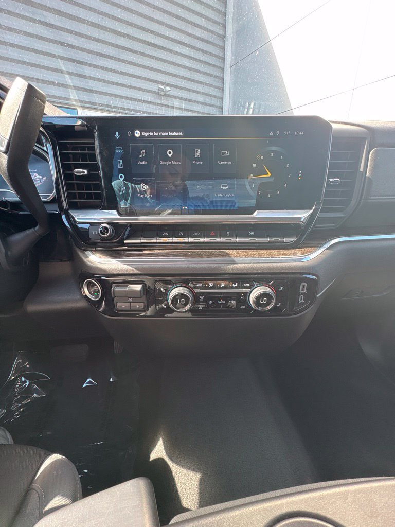 Used 2025 Chevrolet Silverado 1500 LT AWD/4WD image 22