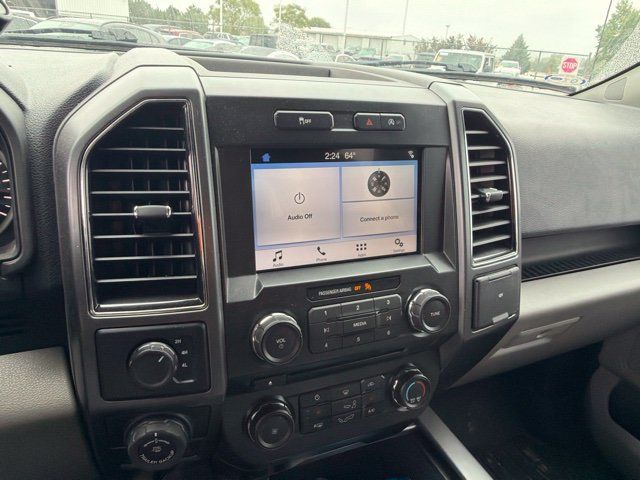 Used 2018 Ford F150 XLT w/ Equipment Group 302A Luxury AWD/4WD image 12