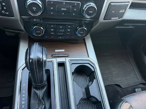 Used 2016 Ford F150 Lariat w/ Equipment Group 501A Mid AWD/4WD image 13