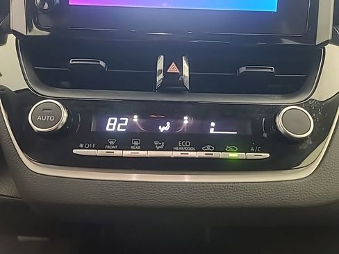 Used 2023 Toyota Corolla LE w/ Carpet Mat Package (TMS) image 33