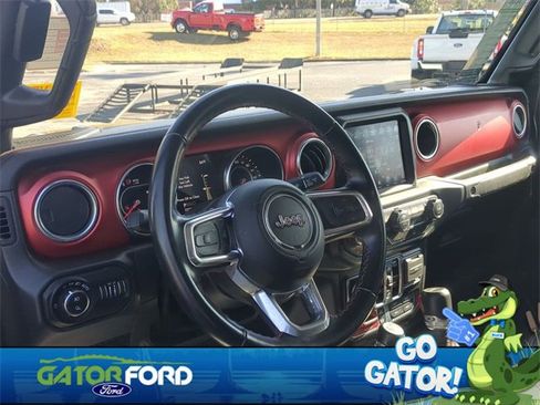 Used 2021 Jeep Gladiator Rubicon image 15