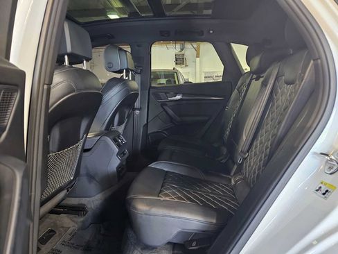 Used 2023 Audi SQ5 Premium Plus w/ Premium Plus Package AWD/4WD image 18