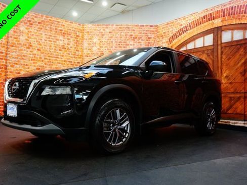 Certified 2023 Nissan Rogue S image 3