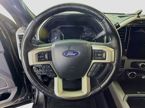 Used 2022 Ford F250 Lariat w/ Lariat Ultimate Package AWD/4WD image 15