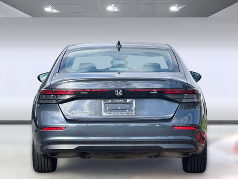 Used 2023 Honda Accord LX image 9