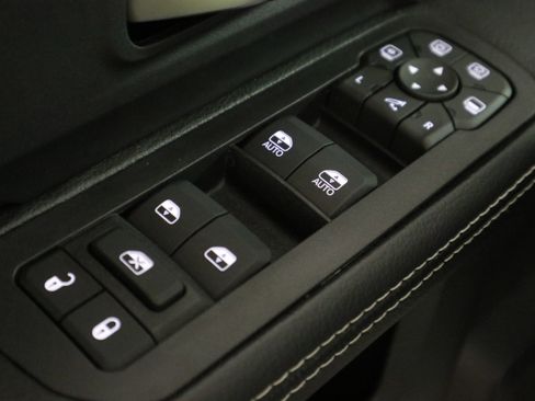 New 2026 RAM 2500 Big Horn AWD/4WD image 32