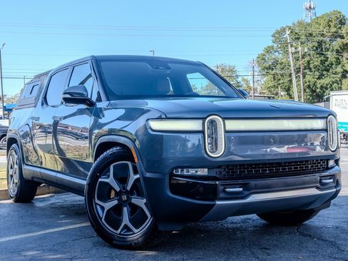Used 2022 Rivian R1T Adventure image 3