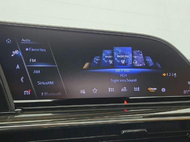 Used 2022 Cadillac Escalade Premium Luxury w/ Performance Package AWD/4WD image 29