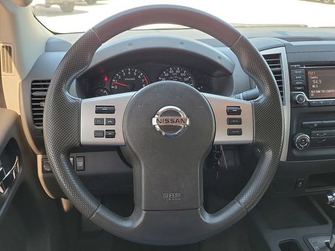 Used 2017 Nissan Frontier SV RWD image 23