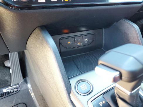 New 2026 Kia Sportage SX FWD image 11