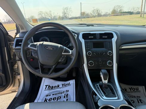 Used 2015 Ford Fusion S FWD image 13