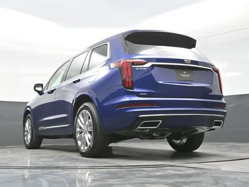 New 2025 Cadillac XT6 Premium Luxury w/ LPO, Floor Liner Package image 31