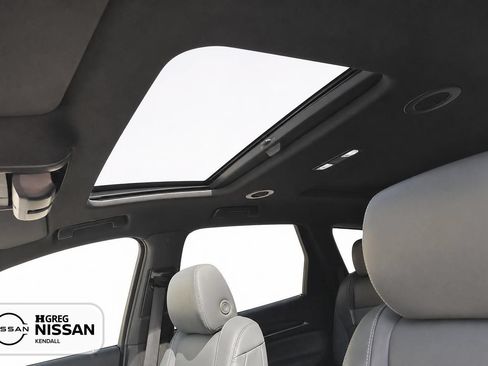 Used 2023 Buick Enclave Premium w/ Experience Buick Package FWD image 14