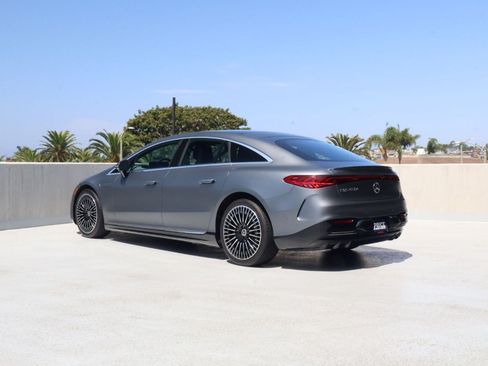 Used 2022 Mercedes-Benz EQS 450+ Sedan image 3