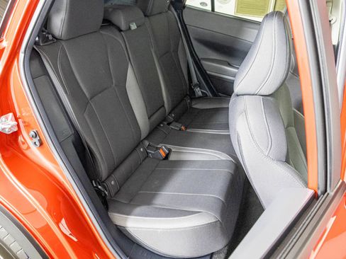 Used 2026 Subaru Crosstrek 2.5i Premium AWD/4WD image 38