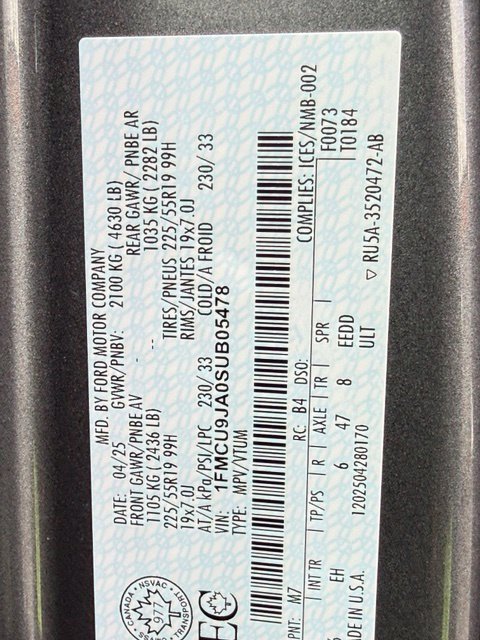 Used 2025 Ford Escape Platinum AWD/4WD image 44