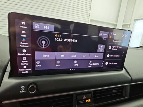 New 2026 Honda Pilot Sport image 14