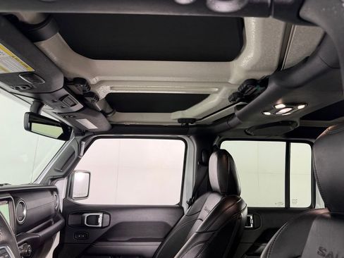 Used 2023 Jeep Wrangler Unlimited Sahara w/ Cold Weather Group image 23