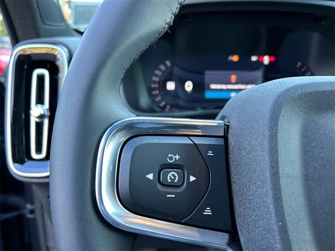 New 2026 Volvo XC40 B5 Ultra w/ Climate Package image 13