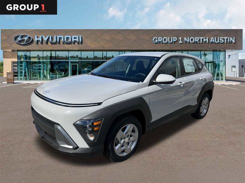 New 2026 Hyundai Kona SE image 1
