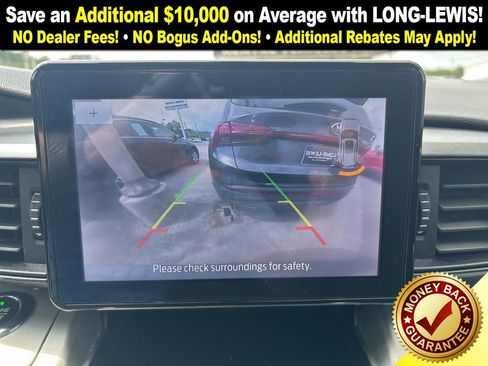 Used 2021 Ford Explorer XLT image 34