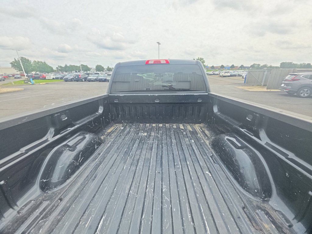 Used 2019 Chevrolet Silverado 1500 LT w/ All Star Edition AWD/4WD image 9