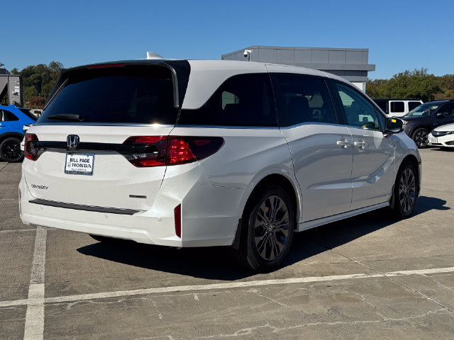 New 2027 Honda Odyssey Touring image 6