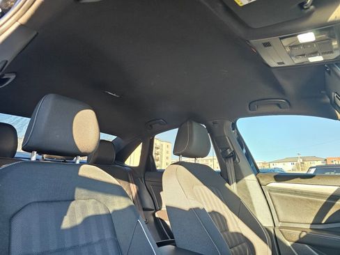 Used 2024 Volkswagen Jetta Sport image 12