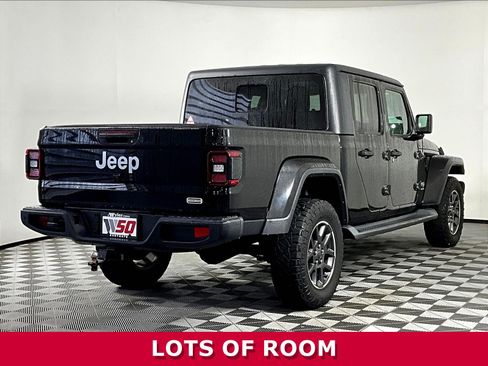 Used 2020 Jeep Gladiator Overland AWD/4WD image 6