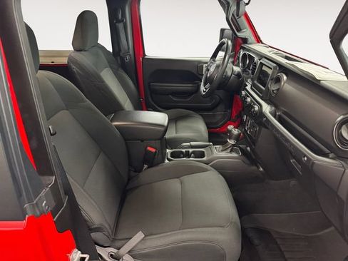 Used 2021 Jeep Wrangler Sport AWD/4WD image 4