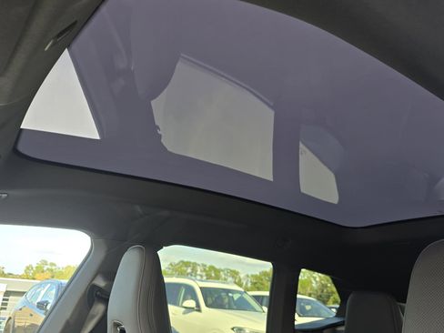 New 2026 BMW iX xDrive60 image 19