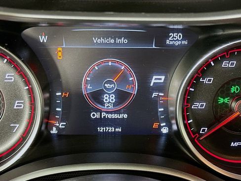 Used 2017 Dodge Charger SXT image 17