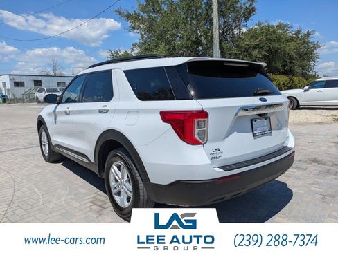 Used 2021 Ford Explorer XLT AWD/4WD image 5