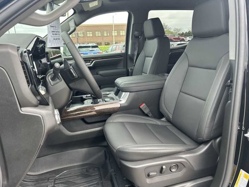 New 2026 GMC Sierra 1500 Elevation w/ Elevation Premium Package AWD/4WD image 19