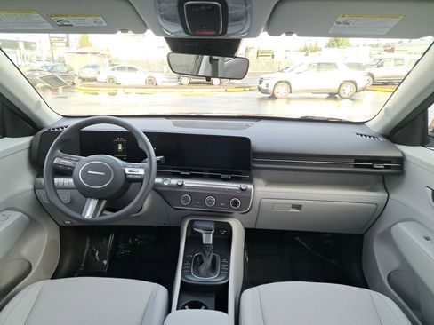 New 2026 Hyundai Kona SE AWD/4WD image 18