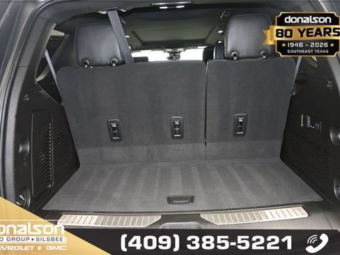 Used 2023 GMC Yukon Denali w/ Denali Reserve Package RWD image 15