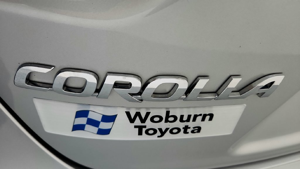 Used 2023 Toyota Corolla LE FWD image 13