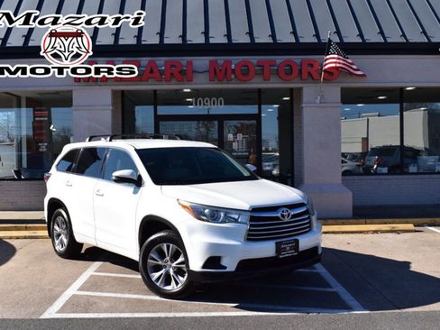Used 2015 Toyota Highlander Plus image 1