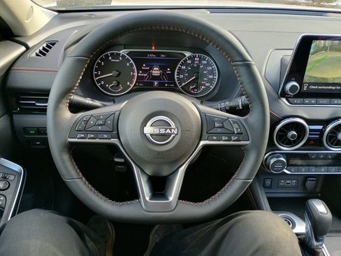 New 2025 Nissan Sentra SR w/ SR Premium Package image 14