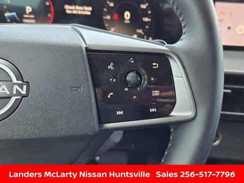 Used 2025 Nissan Murano SV AWD/4WD image 24