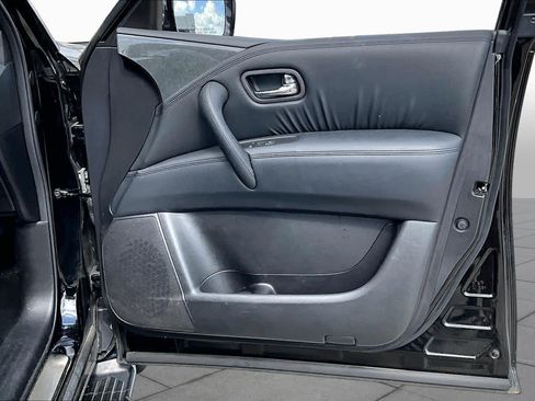 Certified 2024 Nissan Armada SL w/ Midnight Edition Package RWD image 21