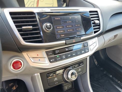 Used 2015 Honda Accord EX-L image 31