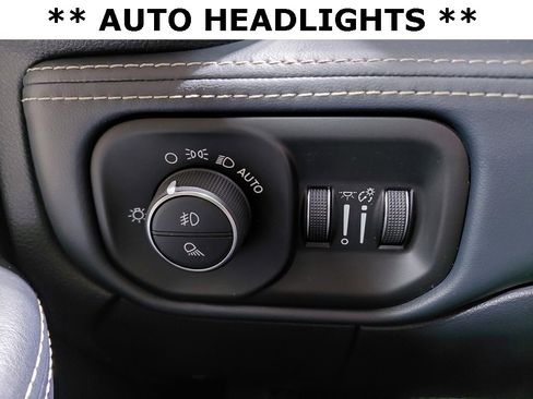 Used 2019 RAM 2500 Limited image 28